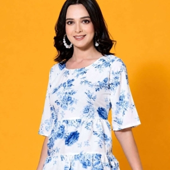 Tops, T-Shirts & Shirts